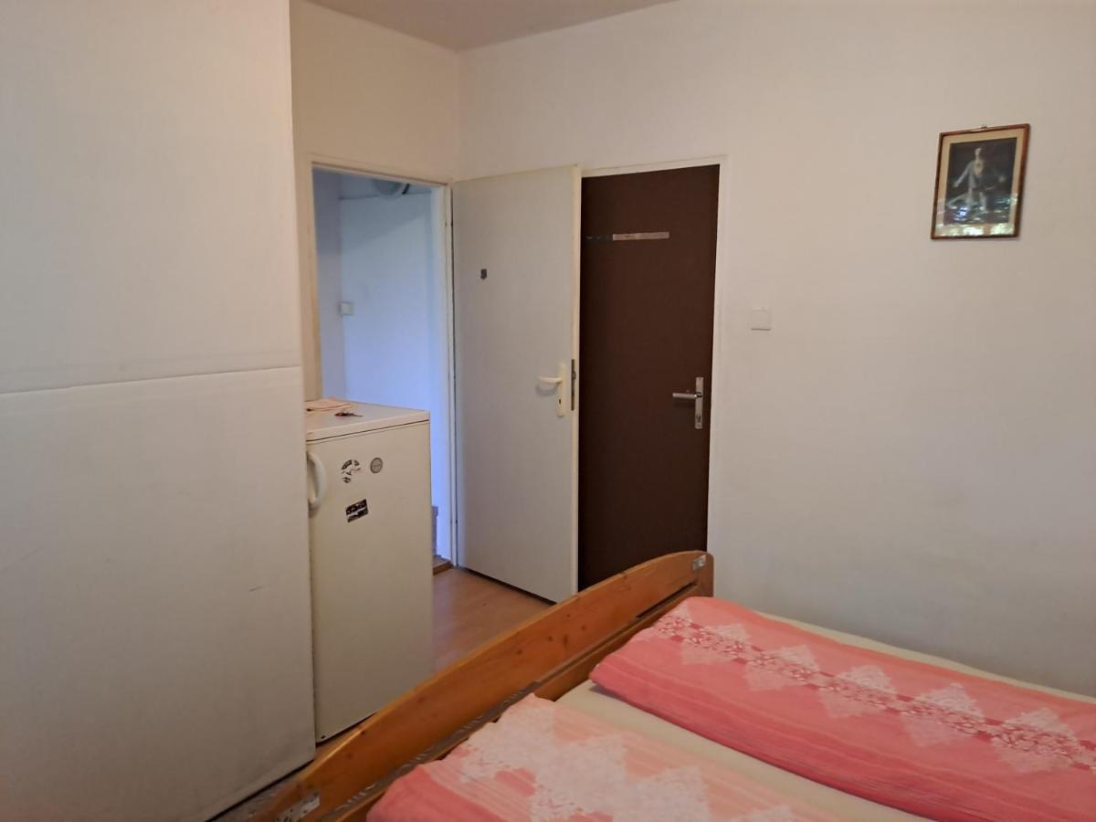 Apartman Na Jizni Olomouc Ngoại thất bức ảnh
